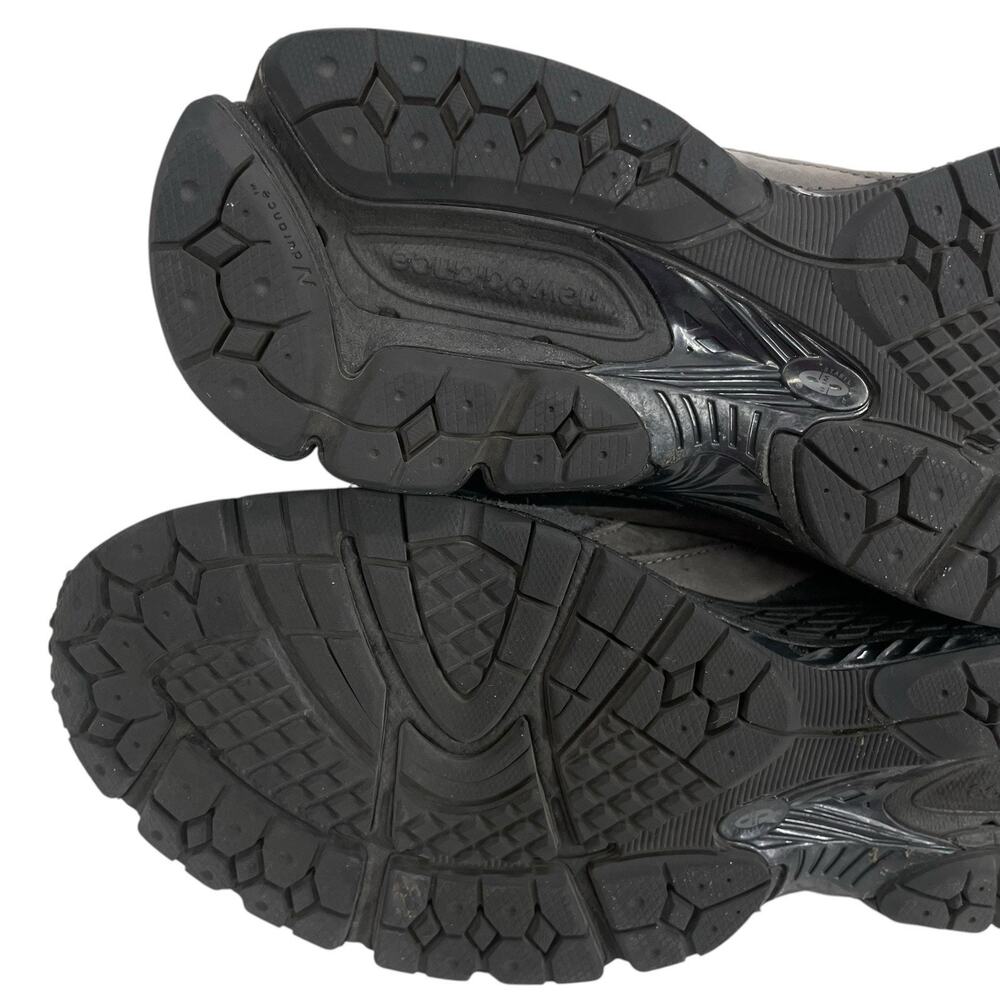 New Balance 2002R Charcoal Black Shoes Men's Size 10 M2002RGF Athletic Dark Grey - Picture 15 of 16